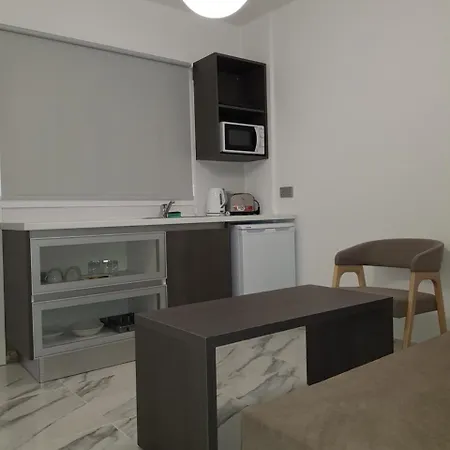 Les Palmiers Petrou Larnaca