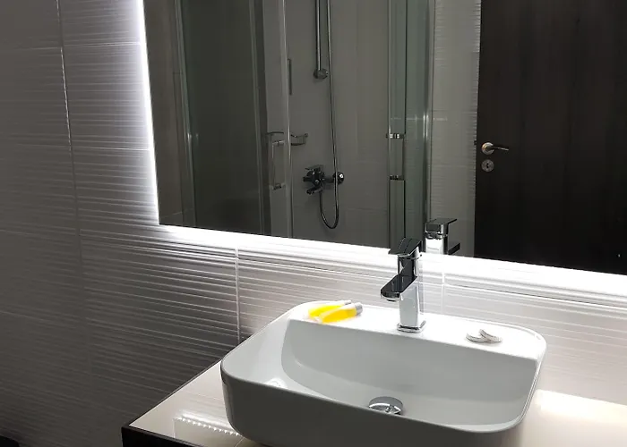 Les Palmiers Petrou Daire